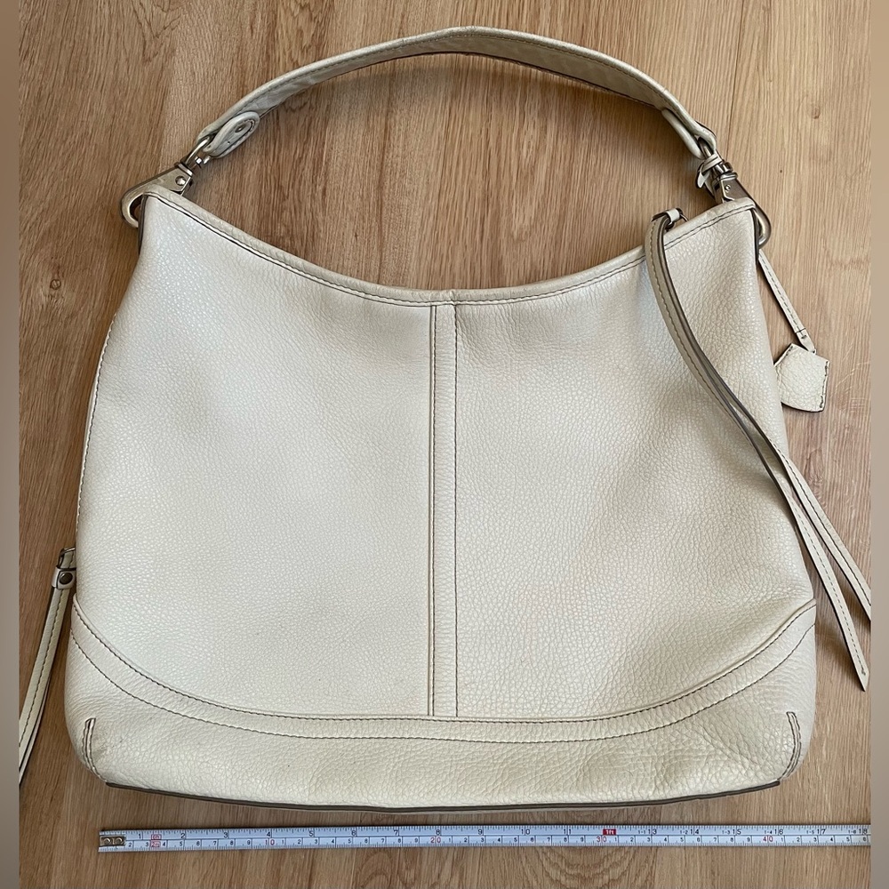 Banana Republic leather bag white pebbled large slouchy hobo silver zipper $250 - Picture 9 of 12